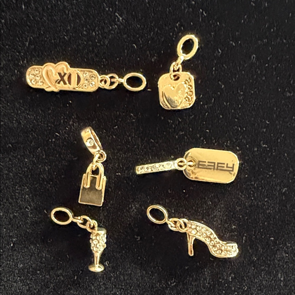 Effy 6 - Elegant Gold and Crystal Pendants/Charms